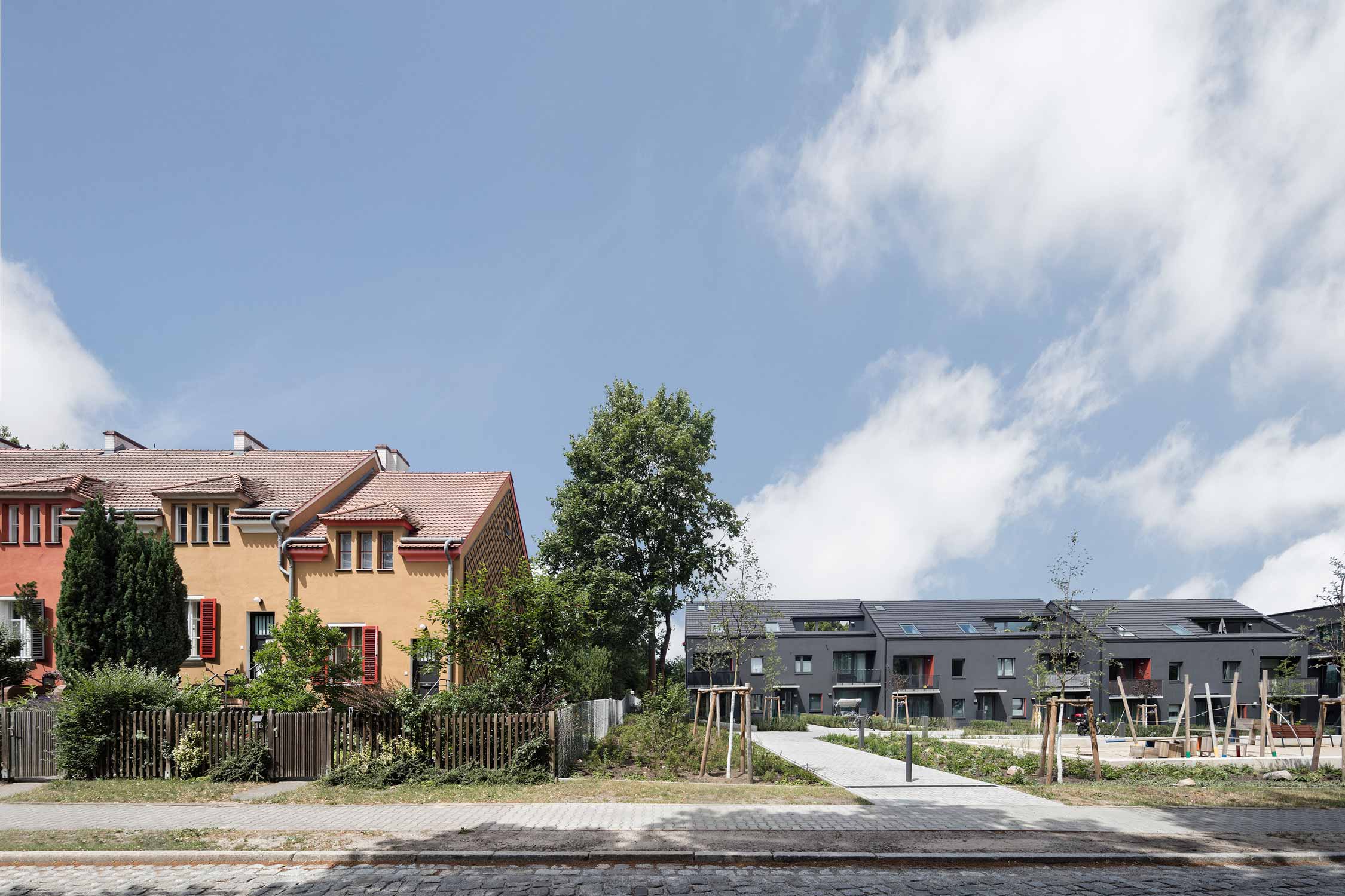 Neubau eines Gebäudeensembles Am Falkenberg - Bild 1 Neubau eines Gebäudeensembles Am Falkenberg - Bild 1